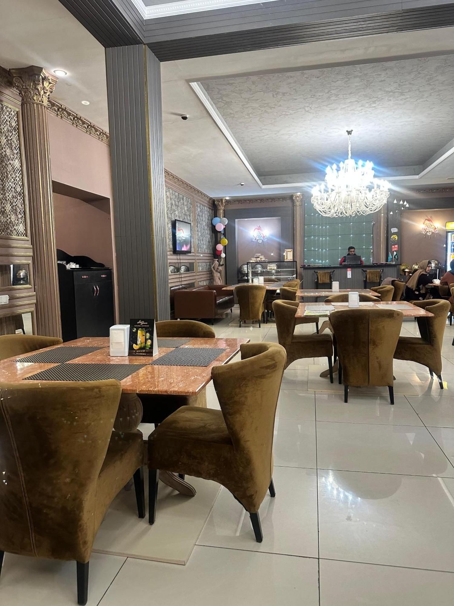 Lion Hotel Nur-Sultan  Exterior photo